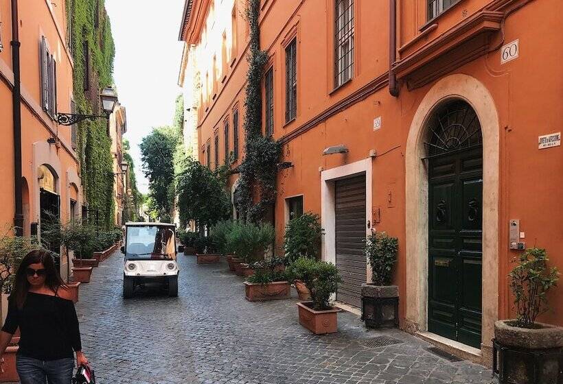 مسافرخانه Naman Hotellerie Margutta