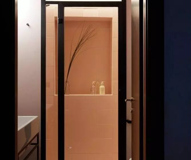 مسافرخانه Naman Hotellerie   Margutta