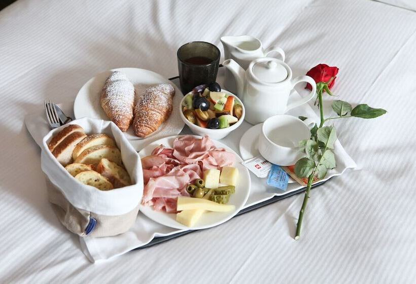 مسافرخانه Naman Hotellerie Margutta