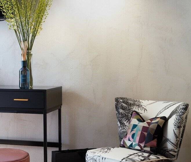 مسافرخانه Naman Hotellerie Margutta