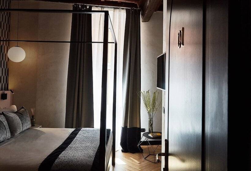 مسافرخانه Naman Hotellerie Margutta