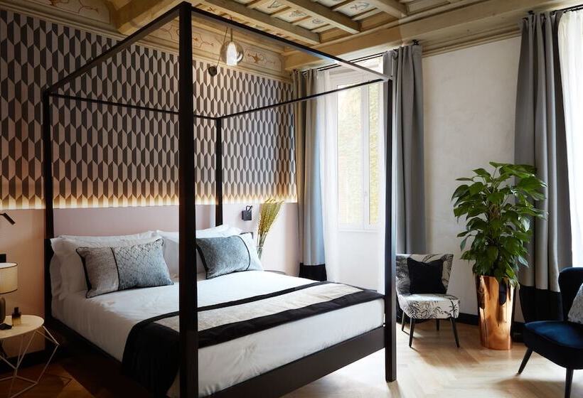 مسافرخانه Naman Hotellerie Margutta