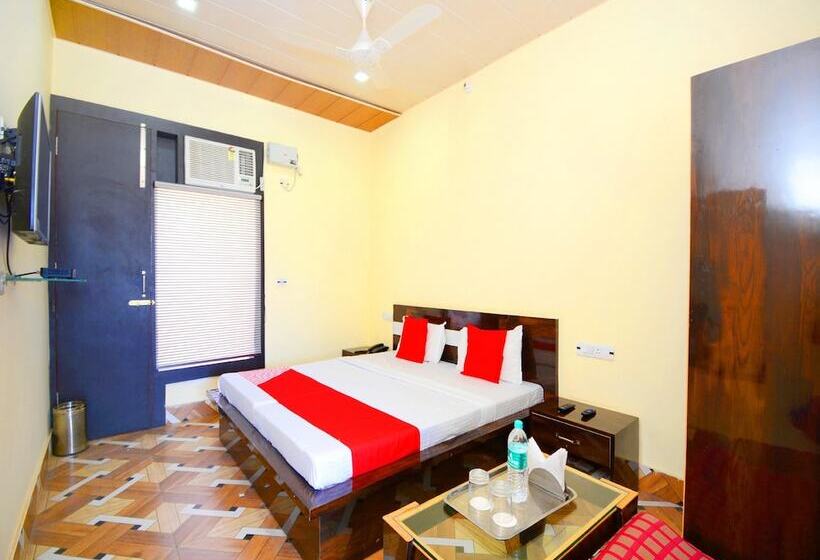 Hotel Collection O 37902 Kaler Resort