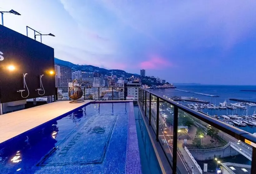 Hotelli Livemax Resort Atamiseafront