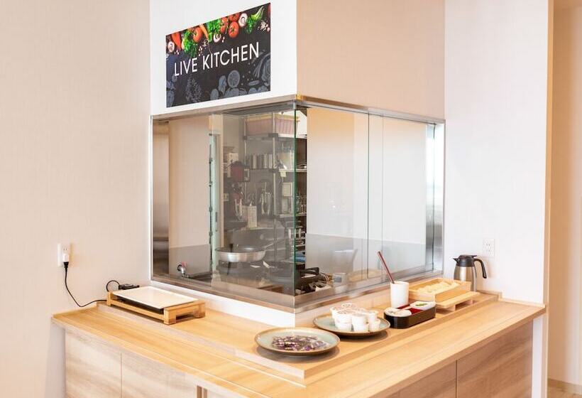 בית מלון כפרי Livemax Resort Atamiseafront