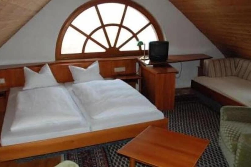 膳宿费 Gästehaus Denninger