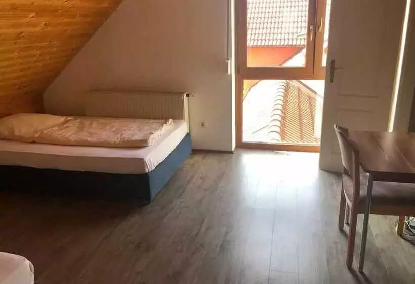 Majatalo Gästehaus Denninger