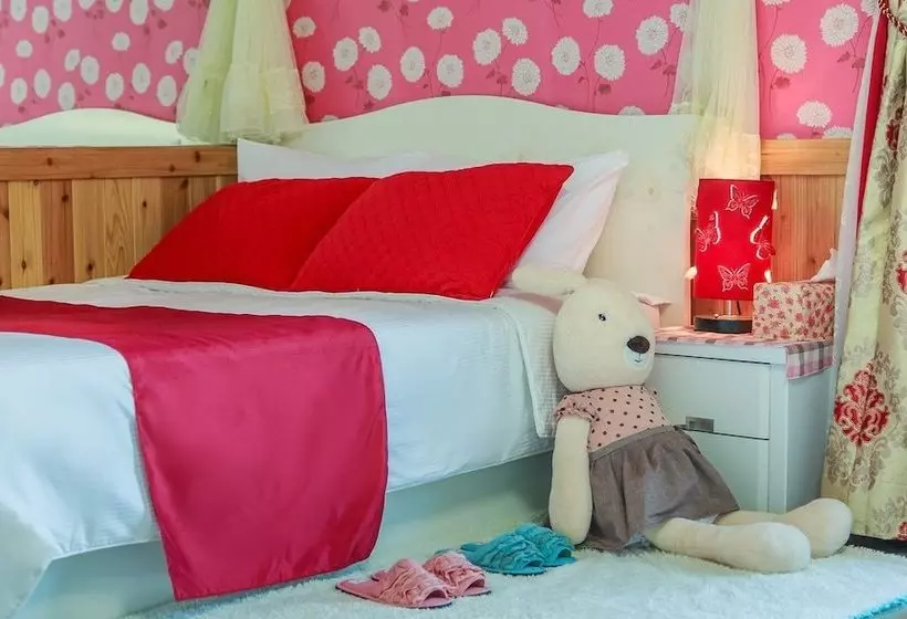 Sea Rainbow Pension