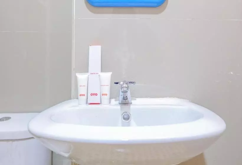 هاستل Cakalang Residence Syariah By Oyo Rooms