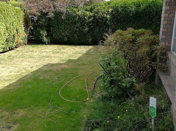 Aamiaismajoitus (B&B) Com House