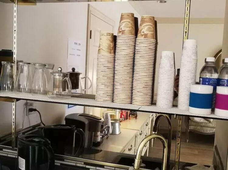 Aamiaismajoitus (B&B) Com House