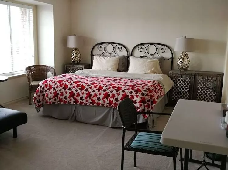 Aamiaismajoitus (B&B) Com House