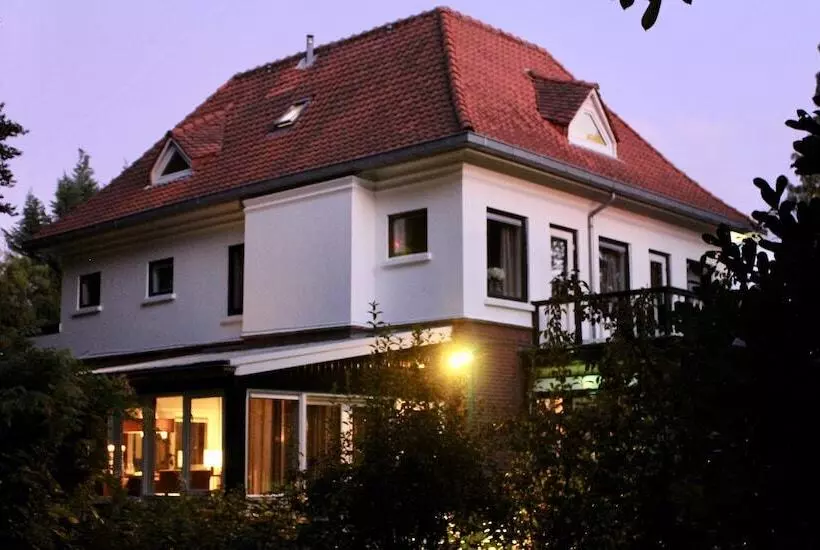 تختخواب و صبحانه Guesthouse Villa De Eikhof