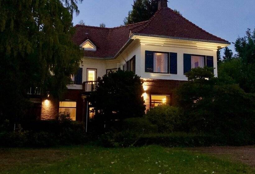 Bed and Breakfast Guesthouse Villa De Eikhof