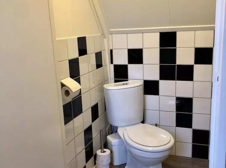 تختخواب و صبحانه Guesthouse Villa De Eikhof