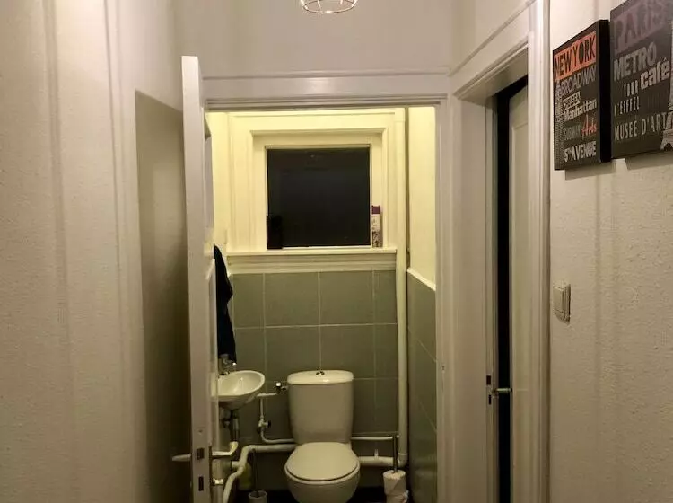 تختخواب و صبحانه Guesthouse Villa De Eikhof