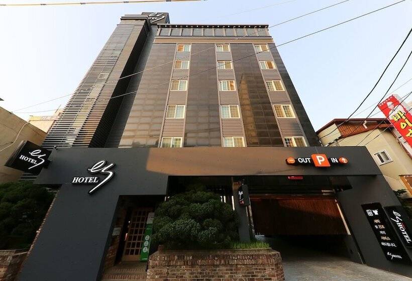 Hotel Es Cheongju
