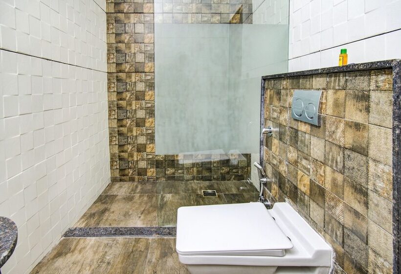 Fabhotel Prime Om Epic