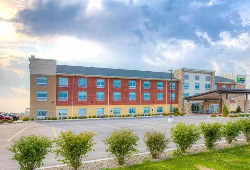 Hotelli Holiday Inn Express & Suites   Remington, An Ihg