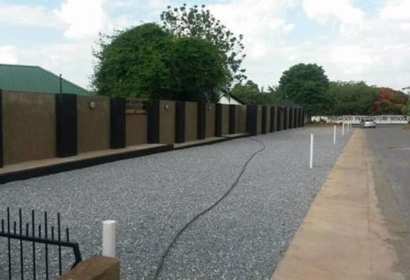 هتل Le Dolphin S Grand Paradiso