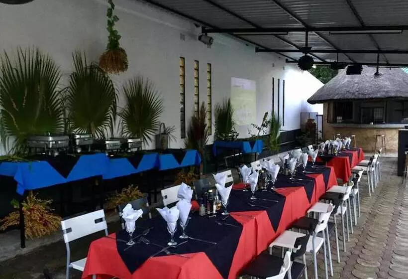 هتل Le Dolphin S Grand Paradiso