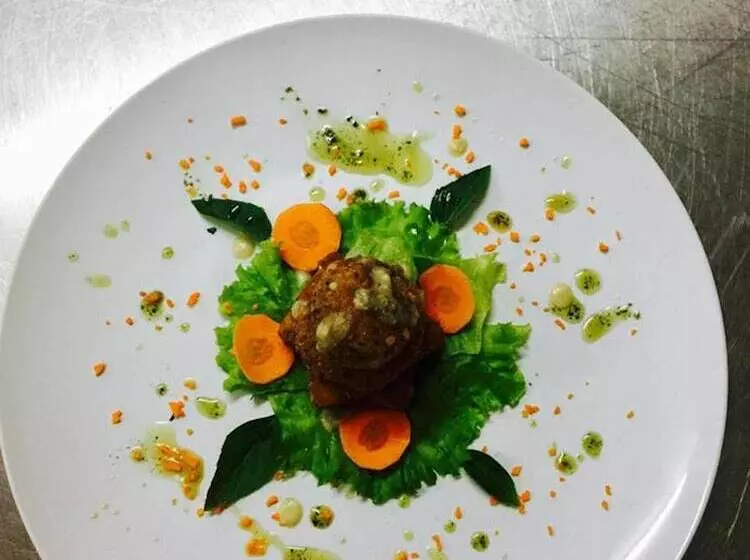 هتل Le Dolphin S Grand Paradiso