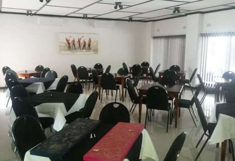 هتل Le Dolphin S Grand Paradiso