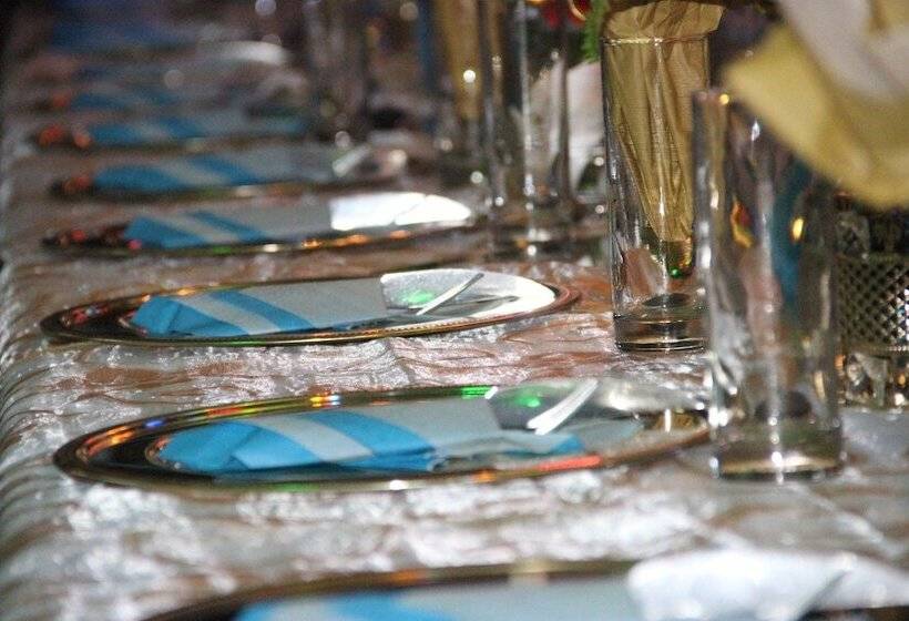 هتل Le Dolphin S Grand Paradiso