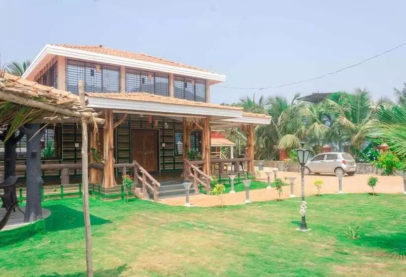 Hotelli Malhar Villa