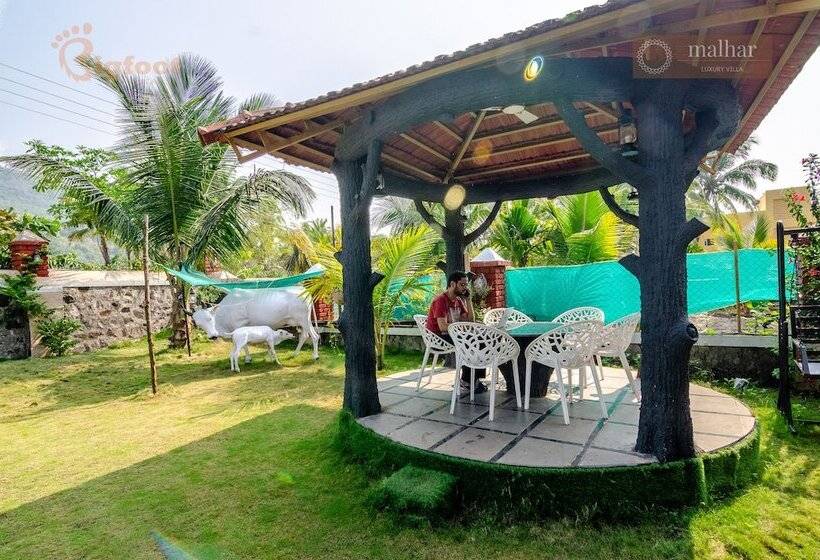 Hotell Malhar Villa