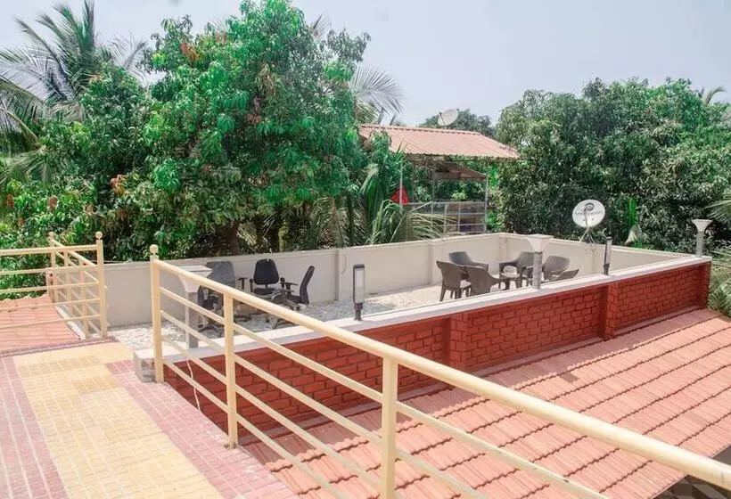Hotelli Malhar Villa