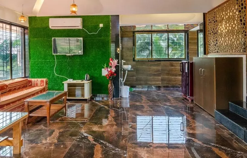 Hotelli Malhar Villa