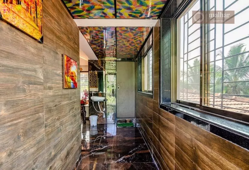 Hotelli Malhar Villa