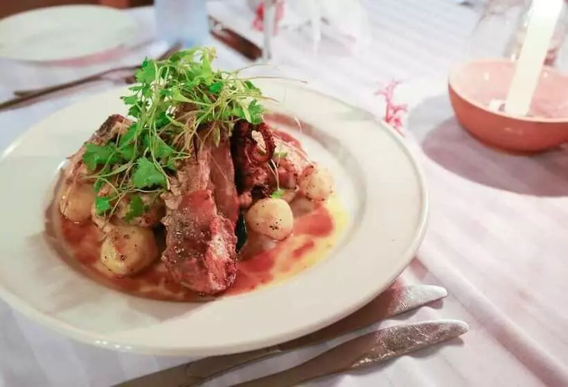 Hotelli Zanzibar Bahari Villas