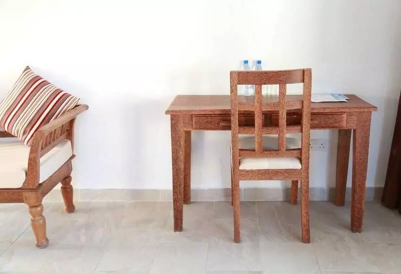 Hotelli Zanzibar Bahari Villas