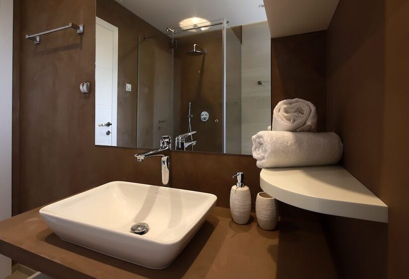 Modena Maris Apartments