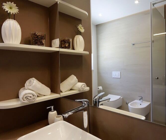 Modena Maris Apartments