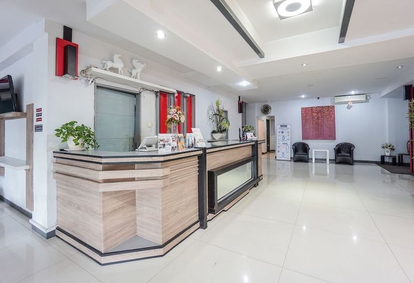 ユースホステル Prince Boulevard