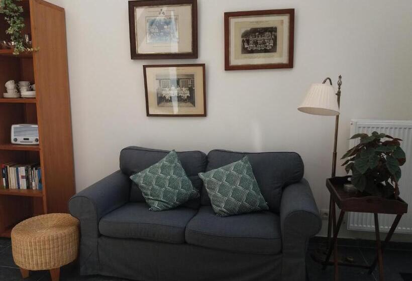 Quiet Apartment In Antwerp Near Parc   B&b Intermezzo   Business & Leisure