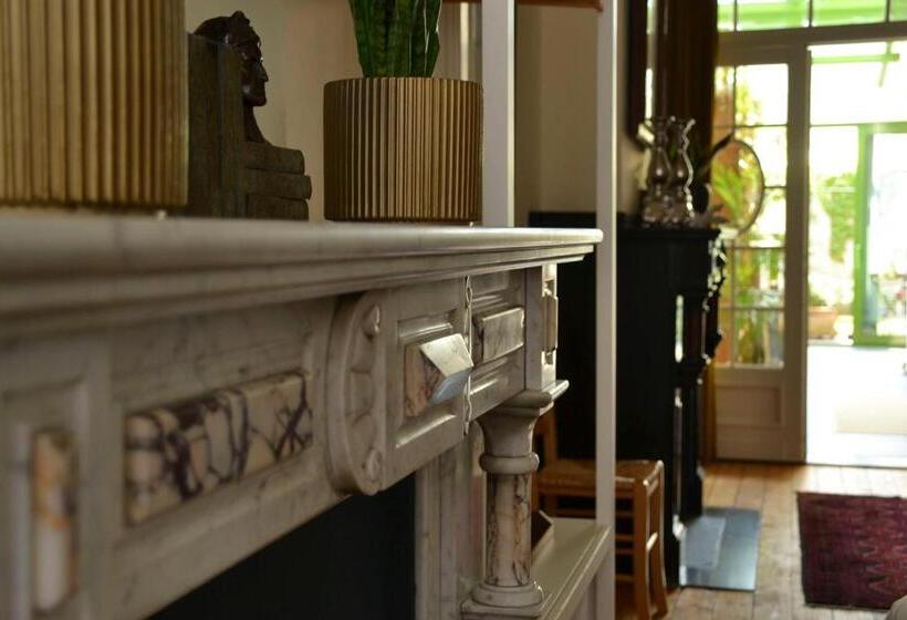 Quiet Apartment In Antwerp Near Parc   B&b Intermezzo   Business & Leisure