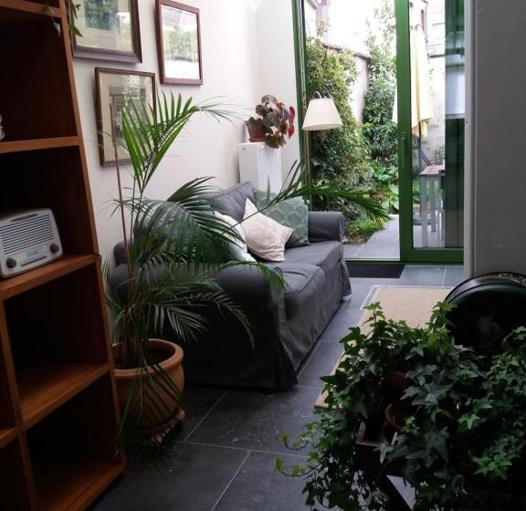 Quiet Apartment In Antwerp Near Parc   B&b Intermezzo   Business & Leisure