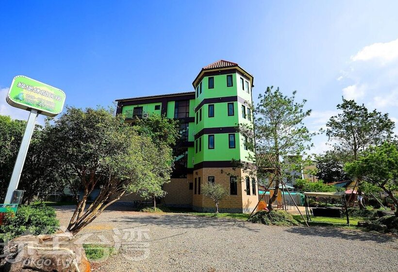 تختخواب و صبحانه Green Castle