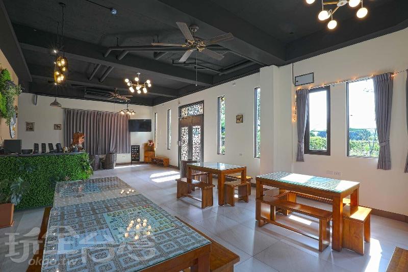 تختخواب و صبحانه Green Castle