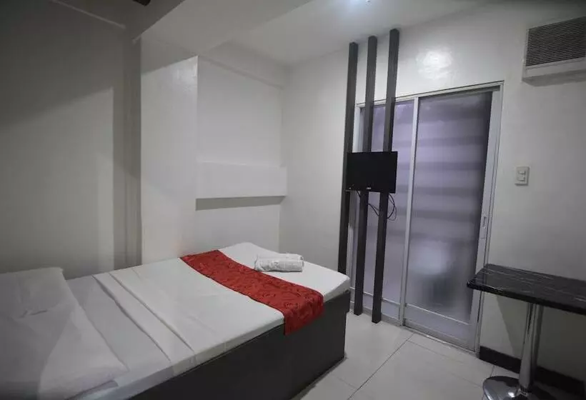 Cosmo Hotel   Kamuning