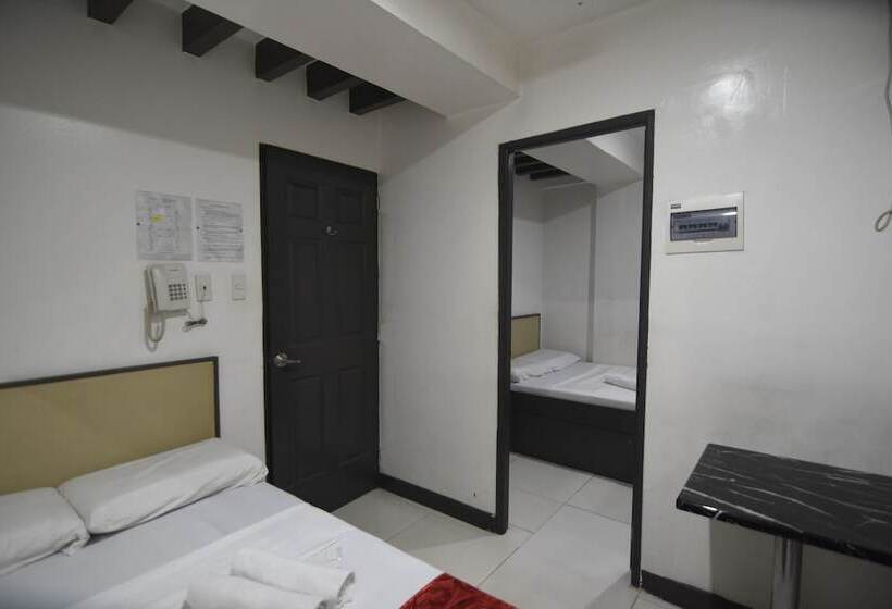 Cosmo Hotel Kamuning