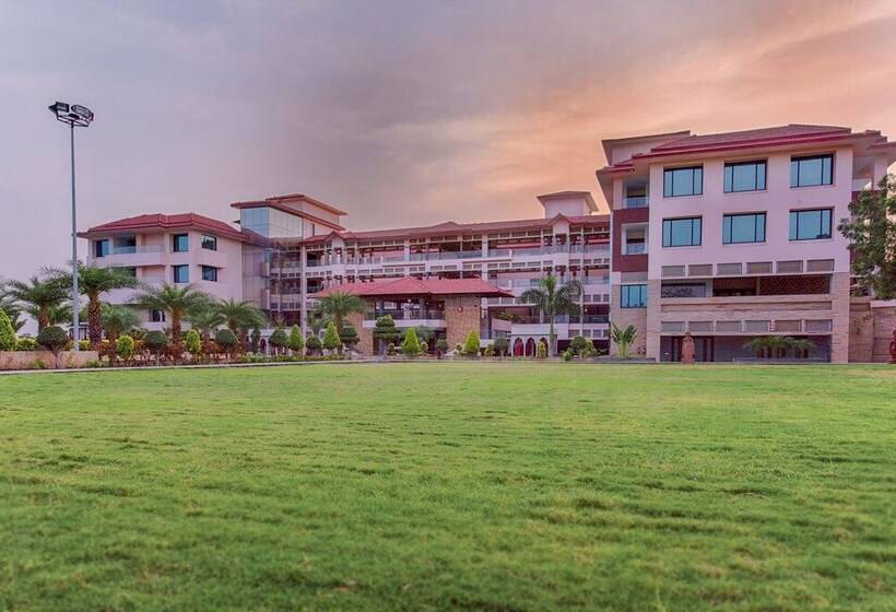 Crescent Spa And Resorts Indore