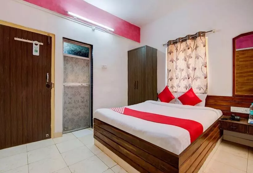 ホテル Anjum Holiday Home By Oyo Rooms