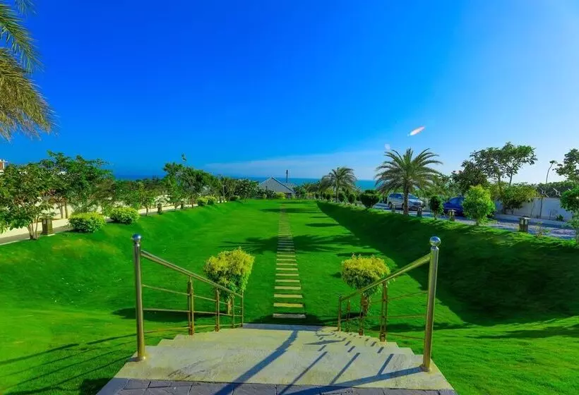 ホテル Annai Resorts & Spa