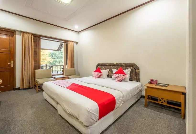 Hotelli Capital O 1256 Sangga Buana Resort And Convention
