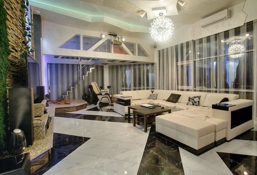 هتل Gostinitsa Kentavr